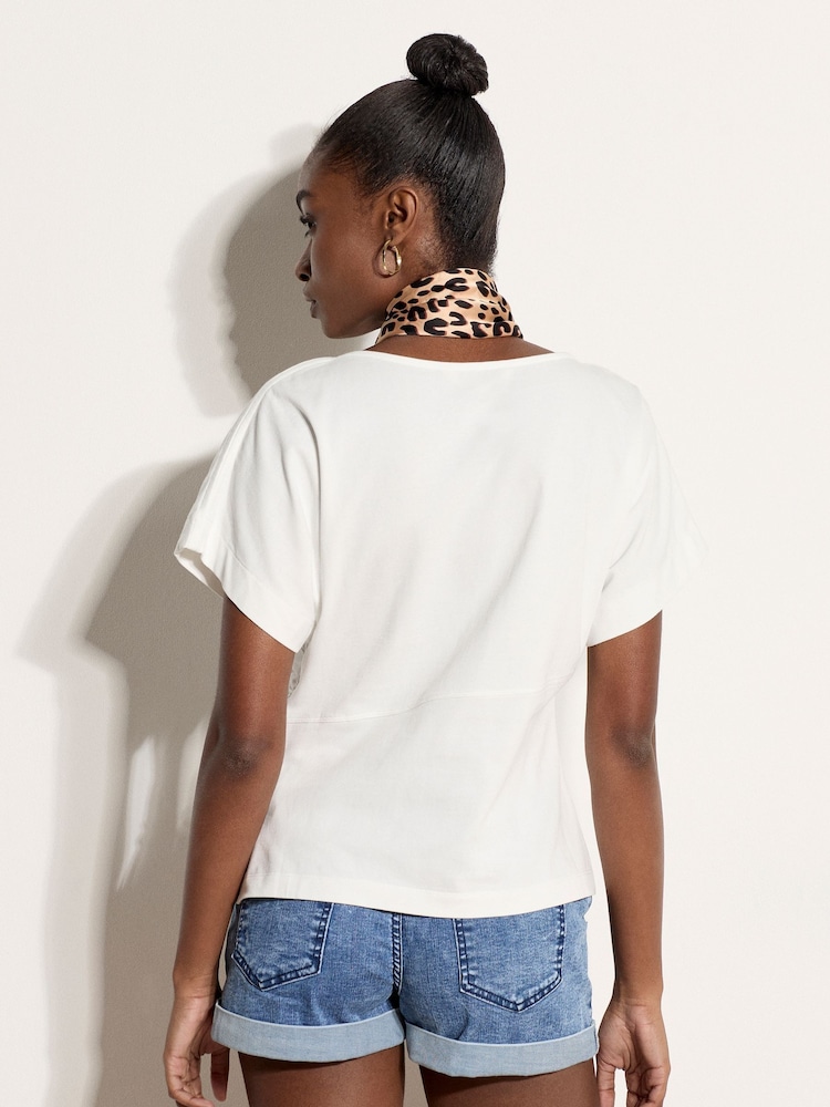 Apricot White Asymmetric Hem Jersey T-Shirt - Image 2 of 4 Apricot White Asymmetric Hem Jersey T-Shirt - Image 2 of 4