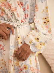 Laura Ashley Cream Megan Print Scallop Edge 100% Cotton Robe - Image 5 of 7