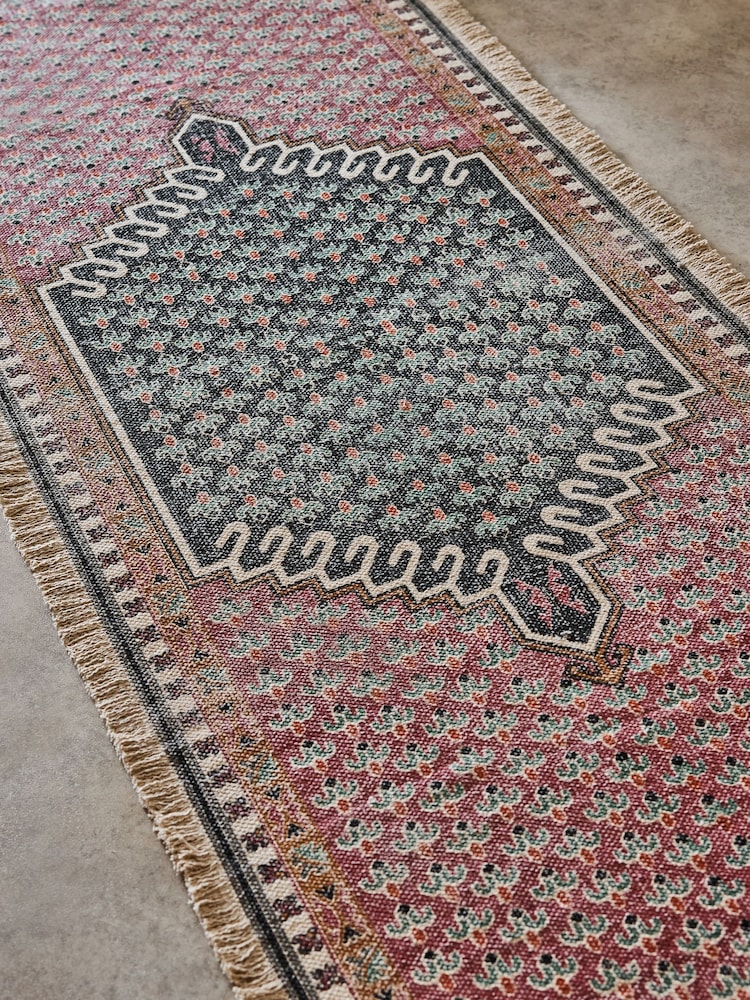 French Connection Pink 100% Cotton Poppyfield Runners - Image 2 of 4