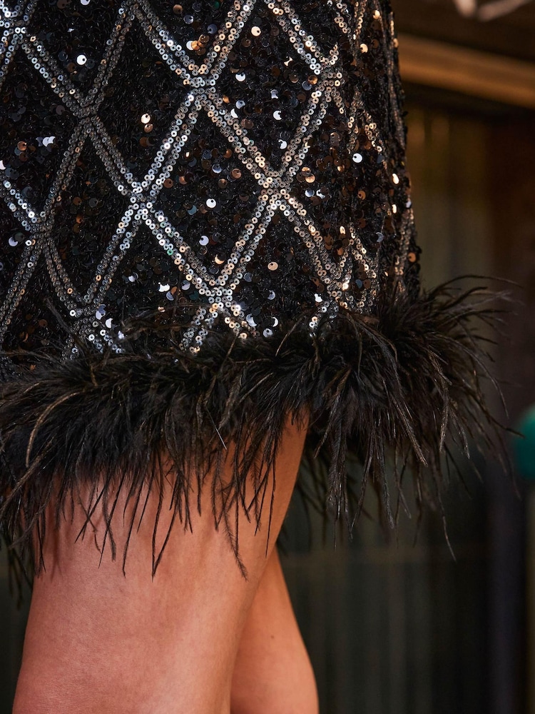 Sosandar Black Luxe Sequin Feather Hem Skirt - Image 5 of 5