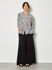 Apricot White Zebra Oversized Lightweight Blouse - Image 3 of 4