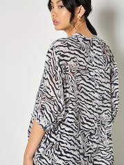 Apricot White Zebra Oversized Lightweight Blouse - Image 4 of 4