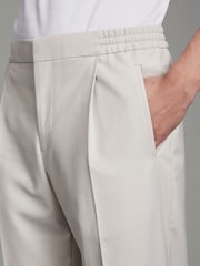 Reiss Stone Brighton Relaxed Drawstring Trousers with Turn-Ups - Image 4 of 5