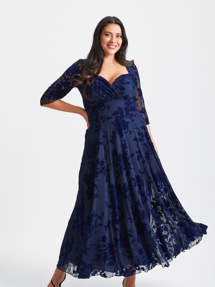 Azul oscuro - Vestido maxi de malla con terciopelo de relieve Elizabeth de Scarlett & Jo - Imagen 1 de 4 Azul oscuro - Vestido maxi de malla con terciopelo de relieve Elizabeth de Scarlett & Jo - Imagen 1 de 4
