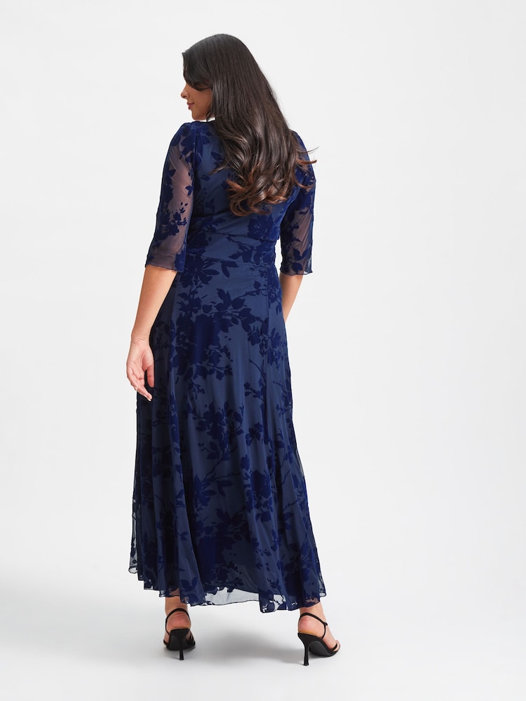 Azul oscuro - Vestido maxi de malla con terciopelo de relieve Elizabeth de Scarlett & Jo - Imagen 2 de 4 Azul oscuro - Vestido maxi de malla con terciopelo de relieve Elizabeth de Scarlett & Jo - Imagen 2 de 4