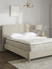 1500 Pocket Sprung British Wool Squishy Firm Mattress with Pillow Top - Image 5 of 6