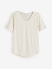 White - Image 6 of 7