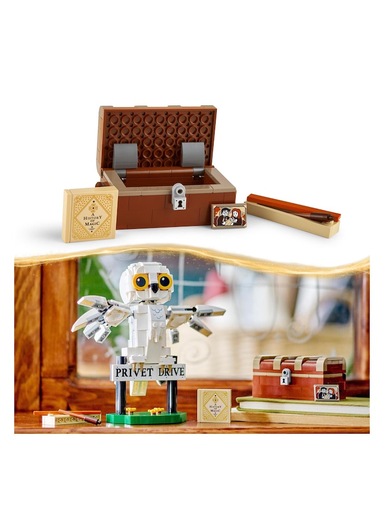 LEGO Harry Potter Hedwig at 4 Privet Drive 76425 - Image 6 of 8