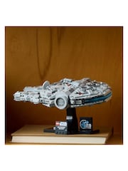LEGO Star Wars Millennium Falcon Model Set 75375 - Image 5 of 8