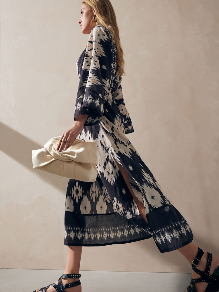 Bone Leather Bow Clutch Bag - Image 2 of 9