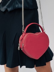 Red Heart Cross-Body Bag - Image 9 of 9