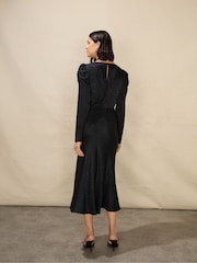 Ro&Zo Petite Satin Jacquard Puff Sleeve Black Dress - Image 2 of 4