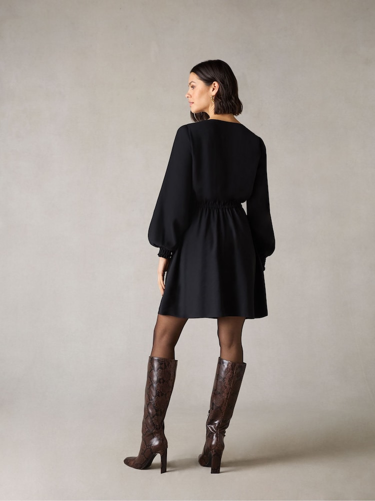 Ro&Zo V-Neck Short Black Dress - Image 2 of 5 Ro&Zo V-Neck Short Black Dress - Image 2 of 5