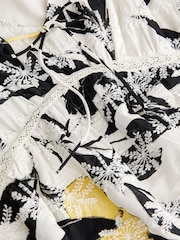 Ecru Lemon Print Broderie V-Neck Lace Detail Short Sleeve Top - Image 5 of 5