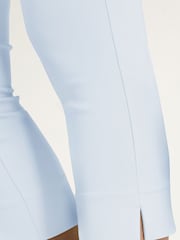 Azul claro - Pantalones capri elásticos recortados de Roman - Imagen 4 de 6