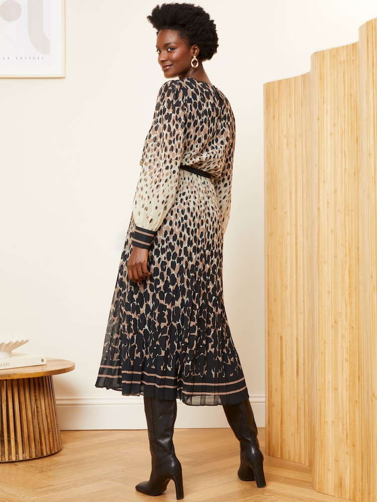 Love & Roses Brown Printed Belted Pleated Long Sleeve Midi Dress - Image 2 of 4