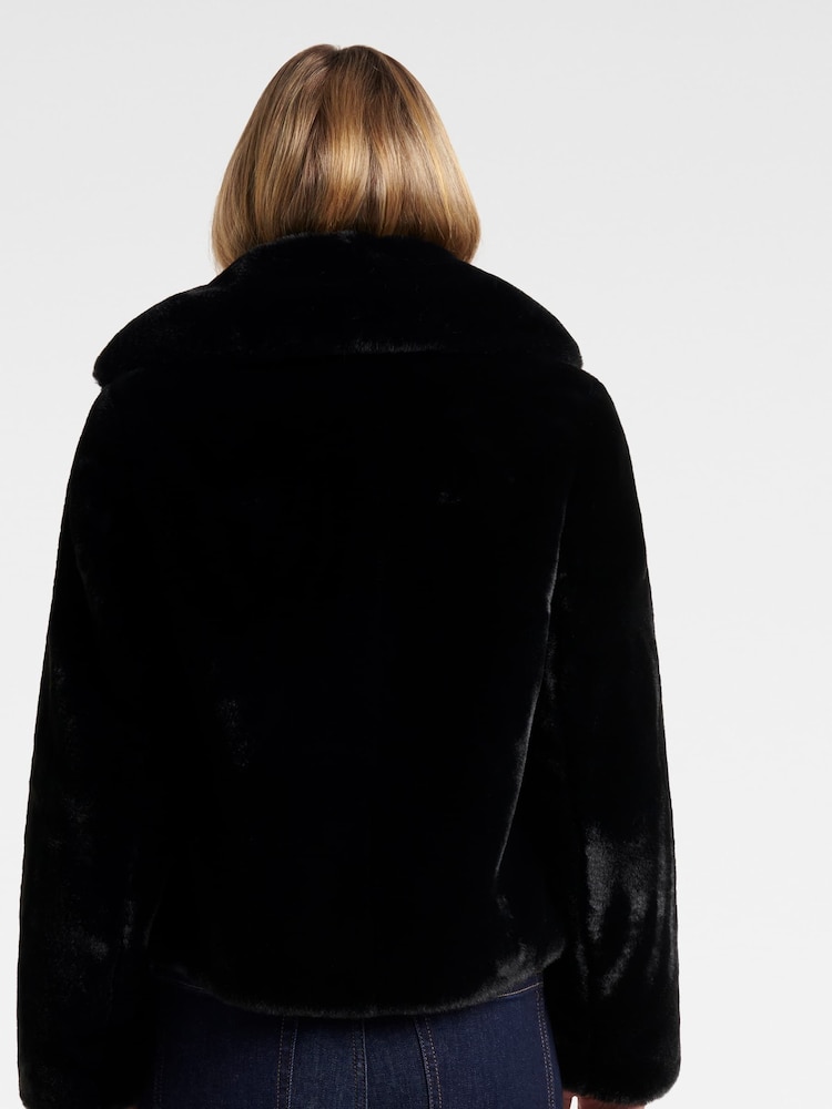Forever New Black Alicia Faux Fur Coat - Image 2 of 5 Forever New Black Alicia Faux Fur Coat - Image 2 of 5