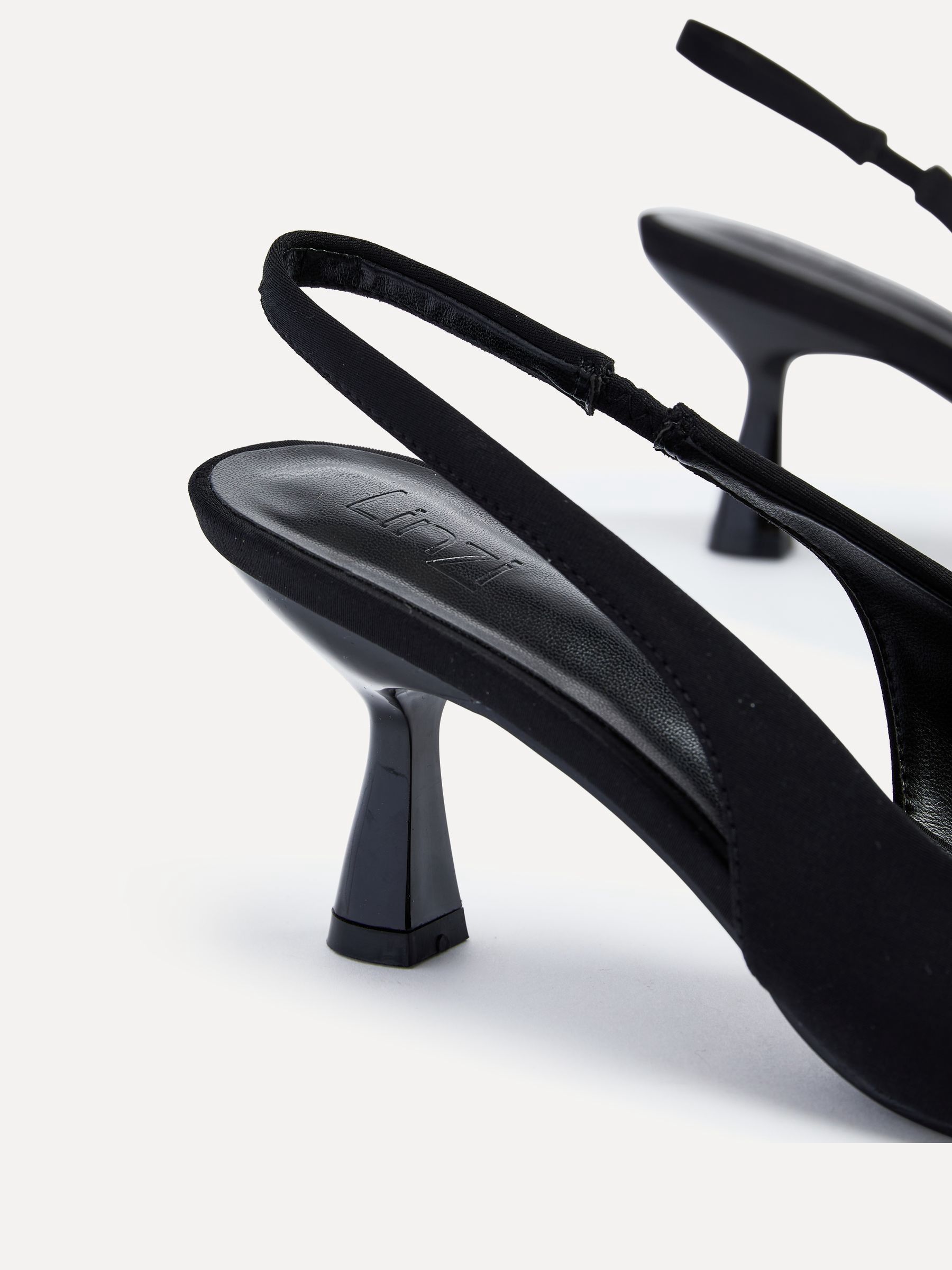 逆輸入 Buy Linzi from Heels Court Pointed Stiletto Presley Black 靴