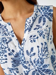 Roman Blue Sleeveless Floral Print Vest - Image 5 of 5