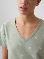 Gap Green Palm Favorite Print V-Neck Short Sleeve T-Shirt - Image 4 of 5