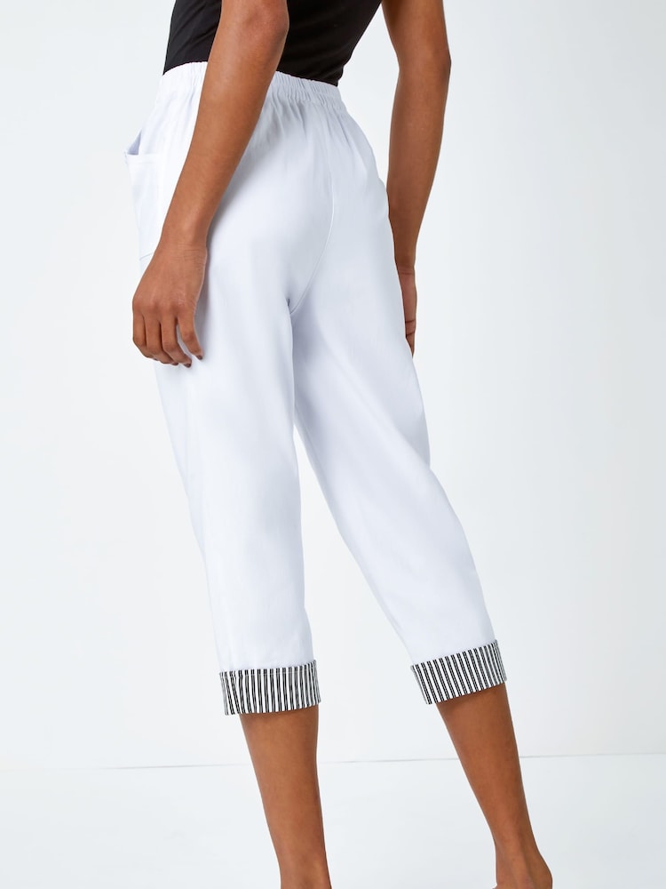 Roman Contrast Detail Cropped Stretch Trousers - Imagen 2 de 5 Roman Contrast Detail Cropped Stretch Trousers - Imagen 2 de 5