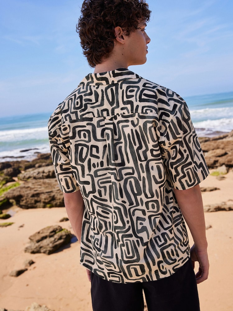 Black/Ecru Printed Short Sleeve Shirt With Cuban Collar - Image 2 of 6 Black/Ecru Printed Short Sleeve Shirt With Cuban Collar - Image 2 of 6