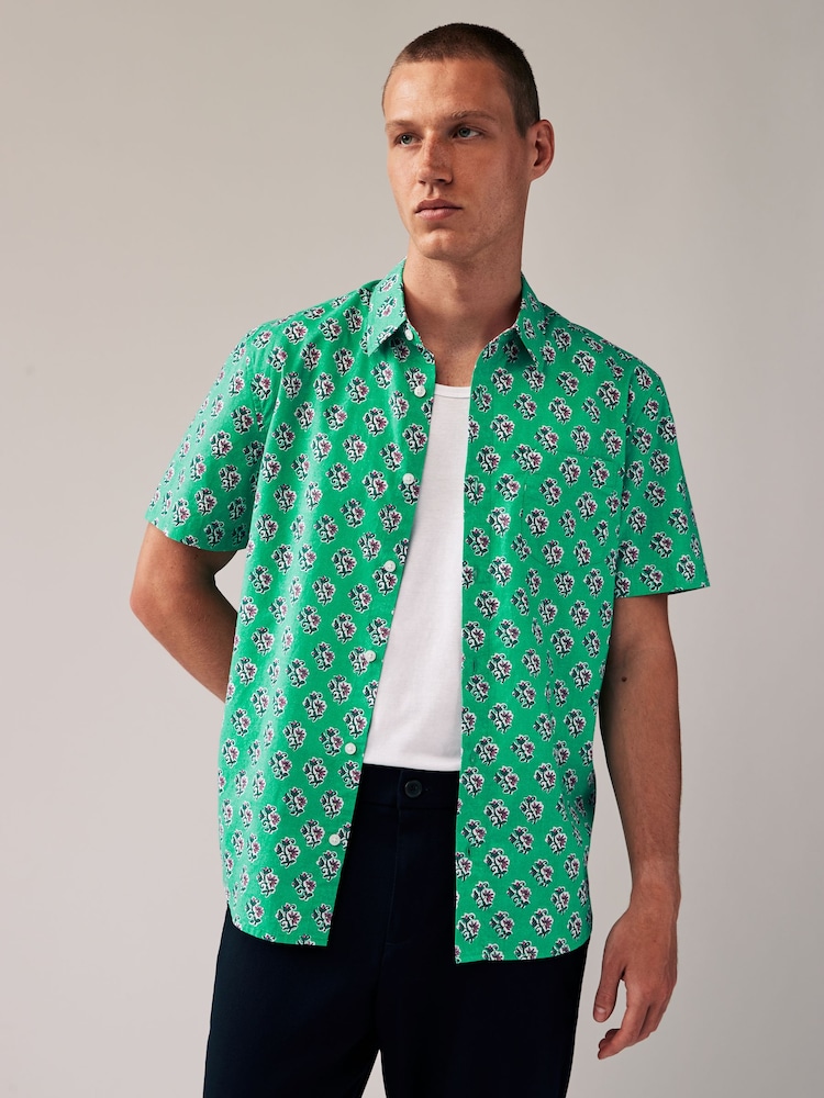 Green 100% Cotton Floral Print Short Sleeve 100% Cotton Shirt - Image 1 of 7