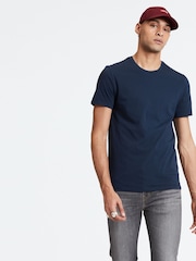 Weiß - Levi's® – schmal geschnittene Rundhals-T-Shirts aus 100 % Baumwolle im 2er-Pack - Bild 3 von 9