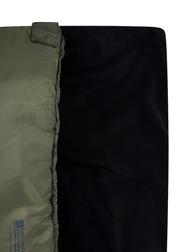 Mountain Warehouse Green Sutherland Fleece Lined Fishing Style Sleeping Bag - Image 3 of 3 Mountain Warehouse Green Sutherland Fleece Lined Fishing Style Sleeping Bag - Image 3 of 3