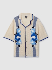Reiss Ecru/Blue Love Ché Open-Stitch Jacquard Cuban Collar Shirt - Image 2 of 6
