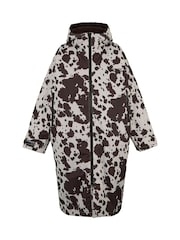 Regatta Chocolate Brown Oversized Waterproof Borg Fleece Lined Changing Robe - Image 6 of 10