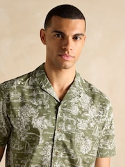 Joules Cotton Slub Khaki Green Toile de Jouy Short Sleeve Shirt - Image 8 of 10