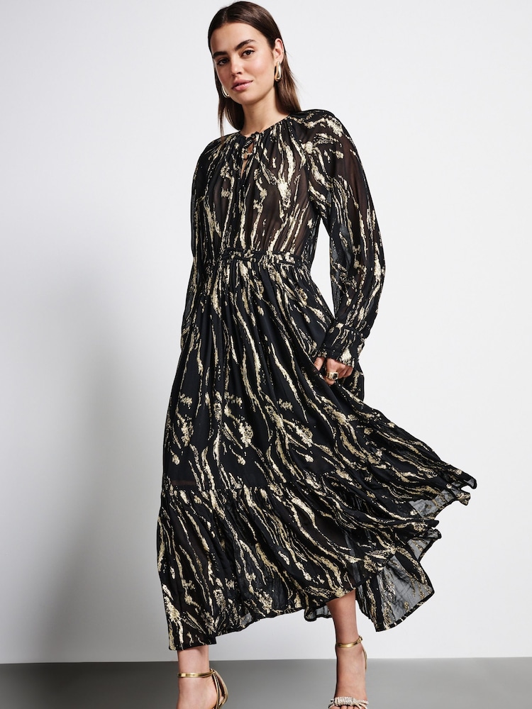 Schwarz/Gold - Langärmliges Midi-Boho-Stufenkleid - Bild 1 von 7 Schwarz/Gold - Langärmliges Midi-Boho-Stufenkleid - Bild 1 von 7