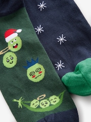 Blue/Green Christmas Pattern Socks 2 Pack - Image 5 of 5