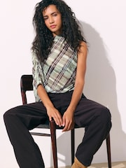 Green Short Sleeved Asymmetrical Mesh Top - Image 4 of 11