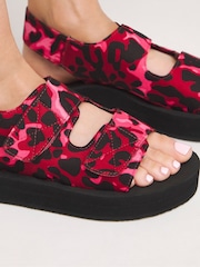 Simply Be Pink Touch and Close Three Strap Active Sandals in Wide Fit - Image 3 of 4