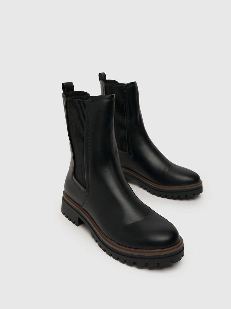 Črni škornji z debelim podplatom Schuh Amara Chelsea - Slika 4 iz 4 Črni škornji z debelim podplatom Schuh Amara Chelsea - Slika 4 iz 4