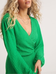 Simply Be Green Popcorn Wrap Midi Dress - Image 4 of 4