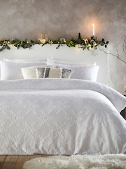 Furn White Snowflake 100% Cotton Tufted Duvet Cover Set - Image 1 of 4