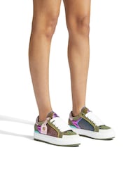 Kurt Geiger London Southbank Tag Trainers - Image 1 of 5
