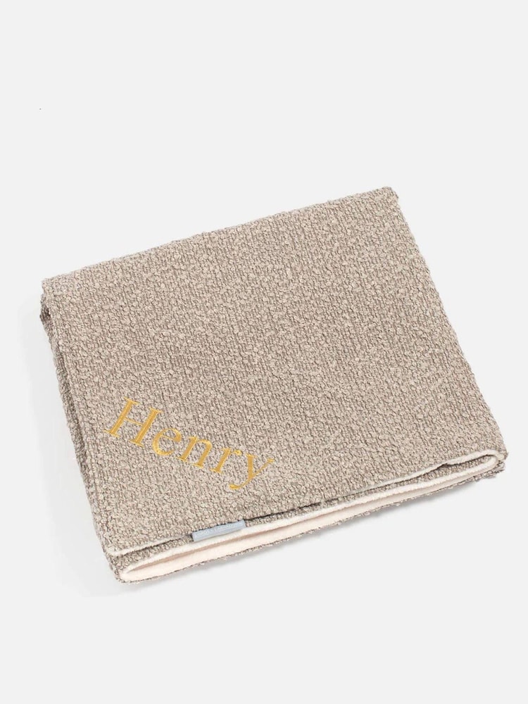 Lords and Labradors Mink Brown Dog & Puppy Boucle Blanket - Image 5 of 5