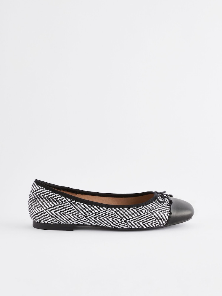 Black/White Extra Wide Fit Forever Comfort® Ballerinas Shoes - Image 2 of 5