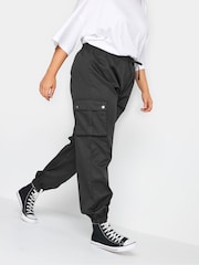 Schwarz - Yours Curve Gewebte Cargo-Hose mit Bündchen - Bild 1 von 4