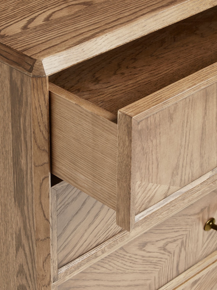 Nina Campbell Light Brown 4 Drawer Tedworth Chest - Image 9 of 9