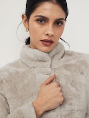 VERO MODA Cream Faux Fur Coat - Image 3 of 4