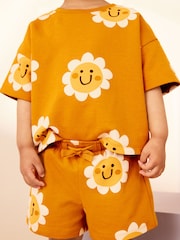Yellow Daisy 100% Cotton T-Shirt And Shorts Set (3mths-7yrs) - Image 6 of 7