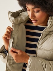 Regatta Fionane Short Duvet Padded Thermal Jacket - Image 6 of 9