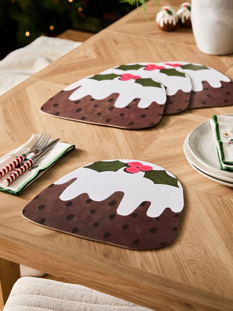 Set of 4 Natural Christmas Pudding Shaped Placemats - Image 1 of 3 Set of 4 Natural Christmas Pudding Shaped Placemats - Image 1 of 3
