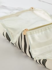 Foldable Makeup Bag - Image 2 of 4
