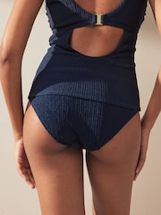 Gerippt, marineblau - Bikinihose mit hohem Beinausschnitt - Bild 4 von 6